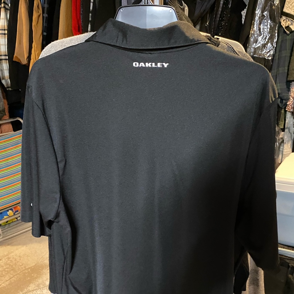 MENS OAKLEY GOLF POLO SHIRT